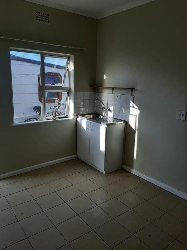 To Let 1 Bedroom Property for Rent in Rugby Western Cape